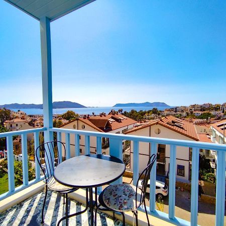 Mavi Kiyi Suites Kaş Esterno foto