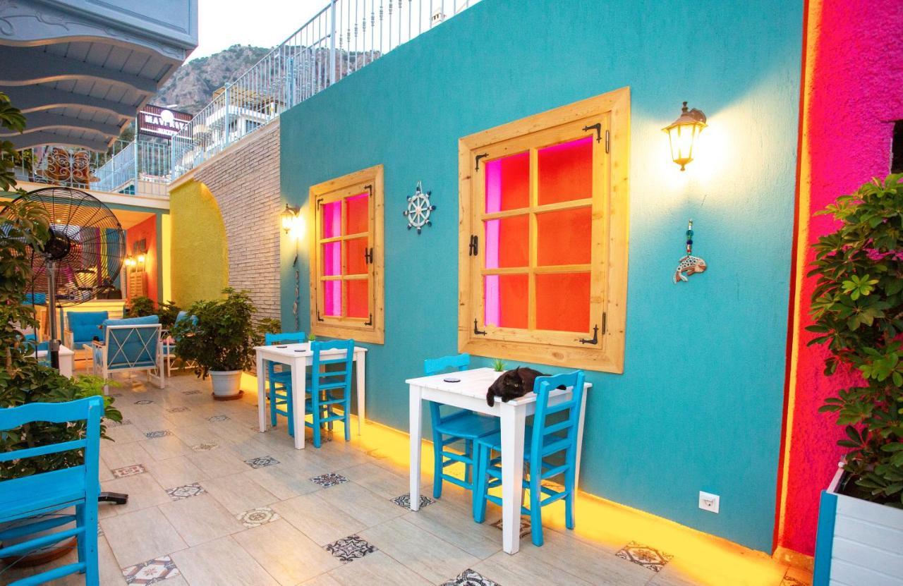 Mavi Kiyi Suites Kaş Esterno foto