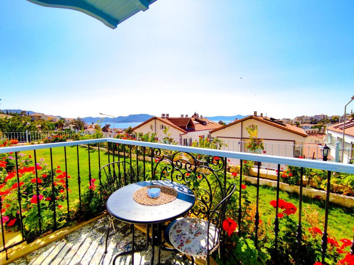 Mavi Kiyi Suites Kaş Esterno foto