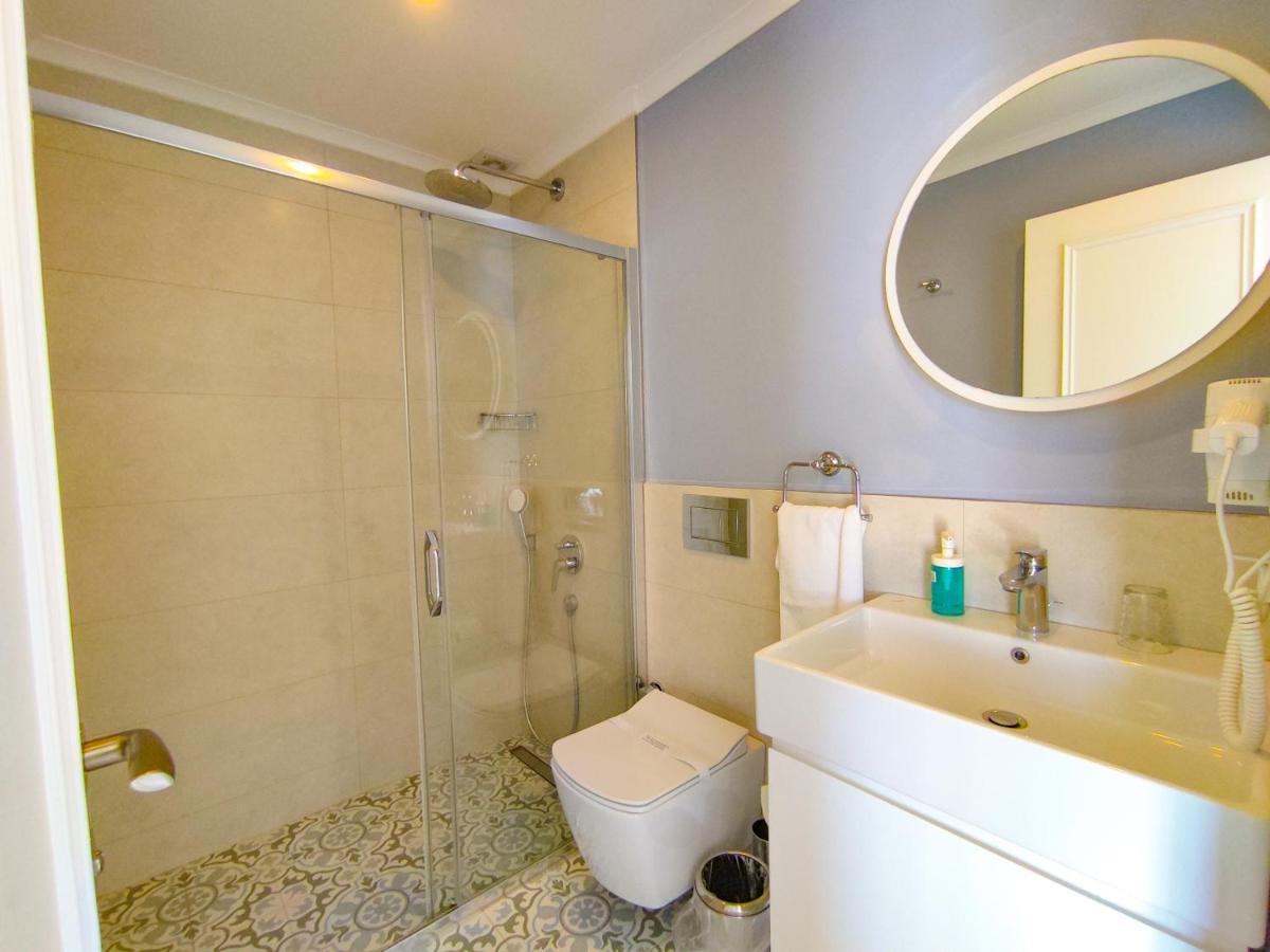 Mavi Kiyi Suites Kaş Esterno foto