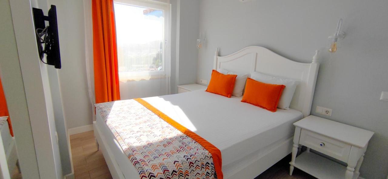 Mavi Kiyi Suites Kaş Esterno foto